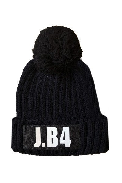 J.B4 Beanie pon pon